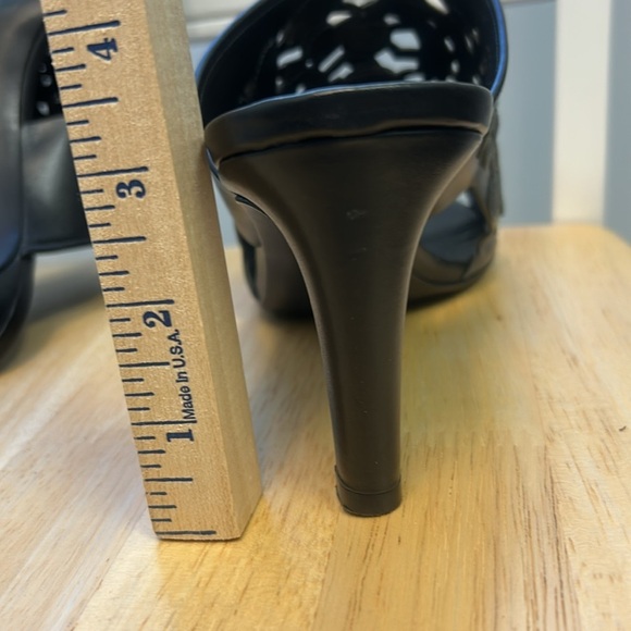 Brighton Revue Catch The Moon Black Leather Beaded Slip-On High Heel Sandals - Picture 6 of 11